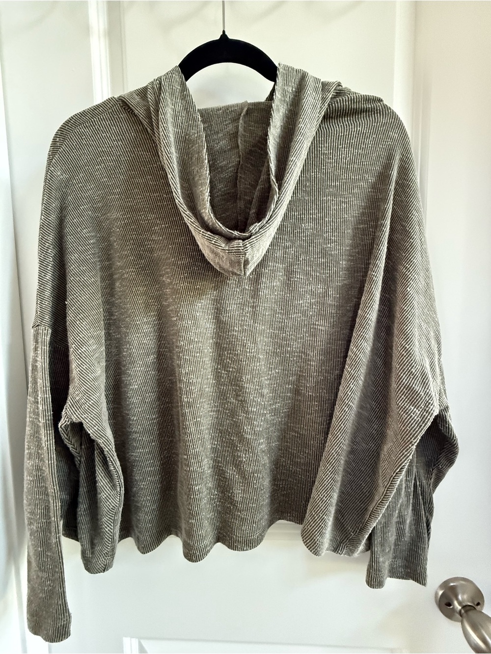 89th & Madison Ribbed Peplum Hoodie•Size Small - Picture 3 of 5
